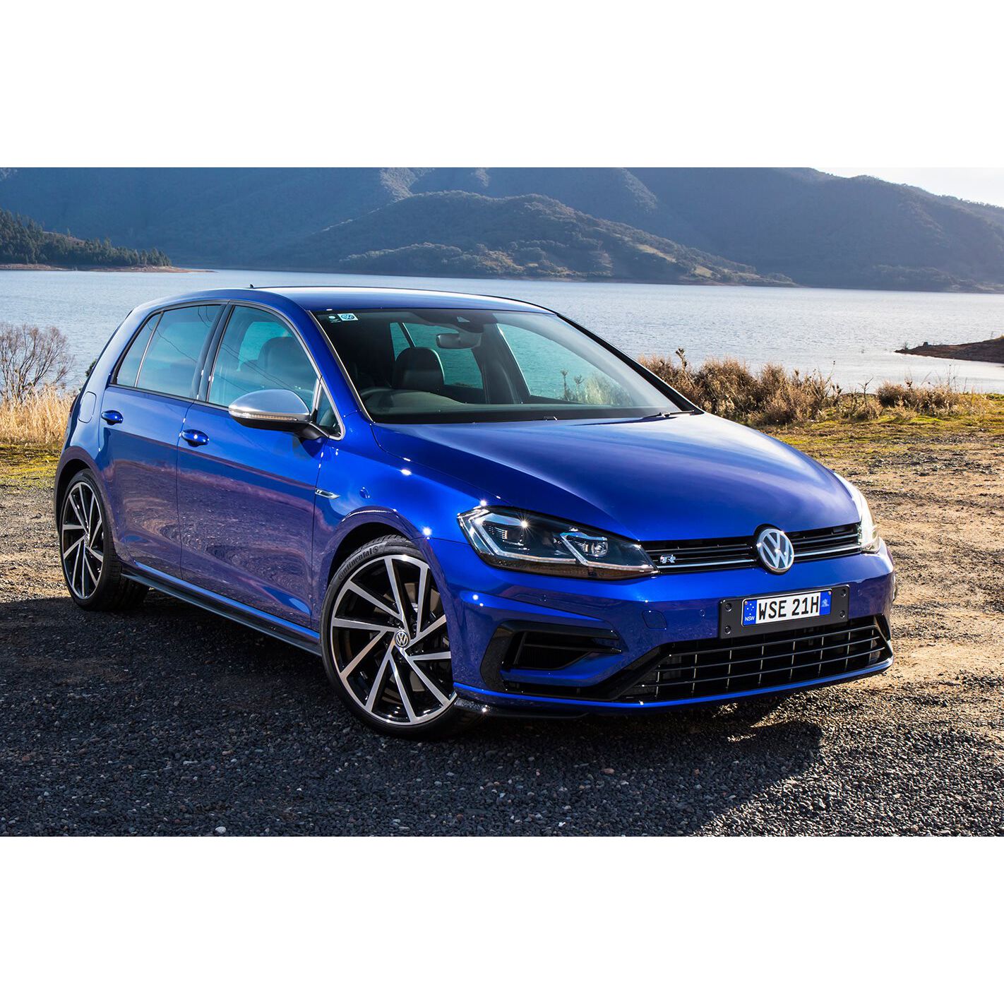 VOLKSWAGEN GOLF 7 ICIN GOLF 7,5 ''R'' BODY KIT